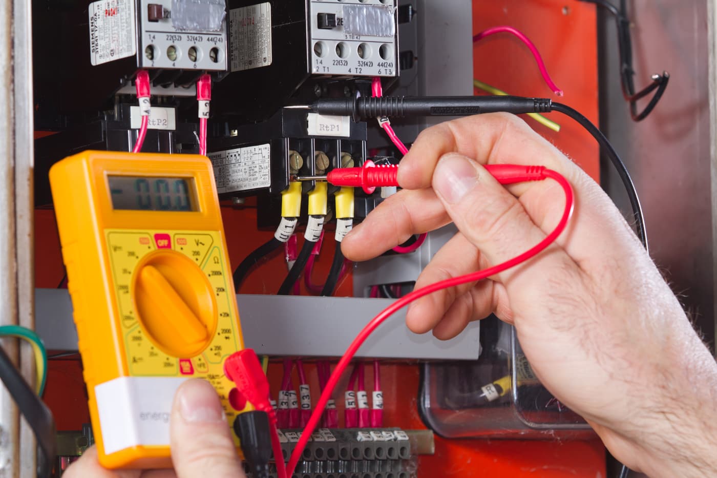 Servicios de Electricidad Reset