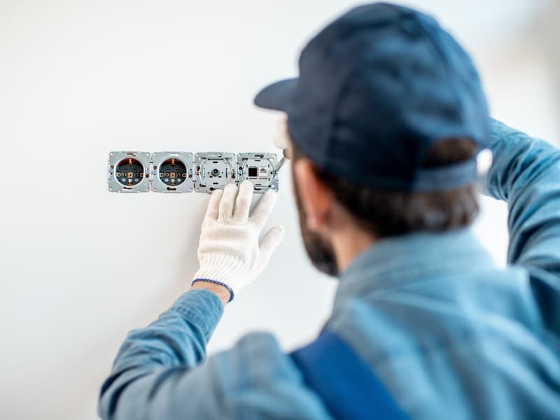 Amplia variedad de servicios en Electricidad Reset